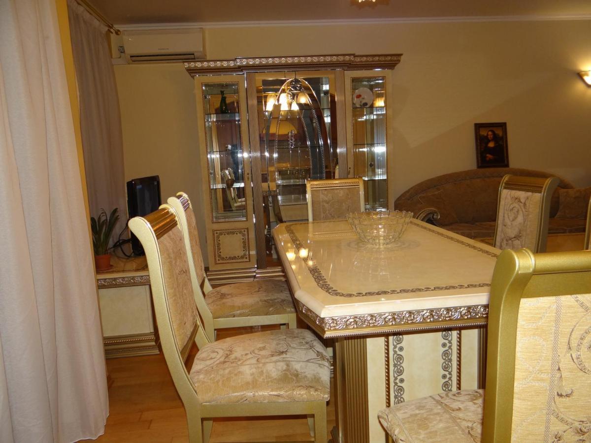 Luxury Versailles Apartments Center Opera Burgas Екстер'єр фото