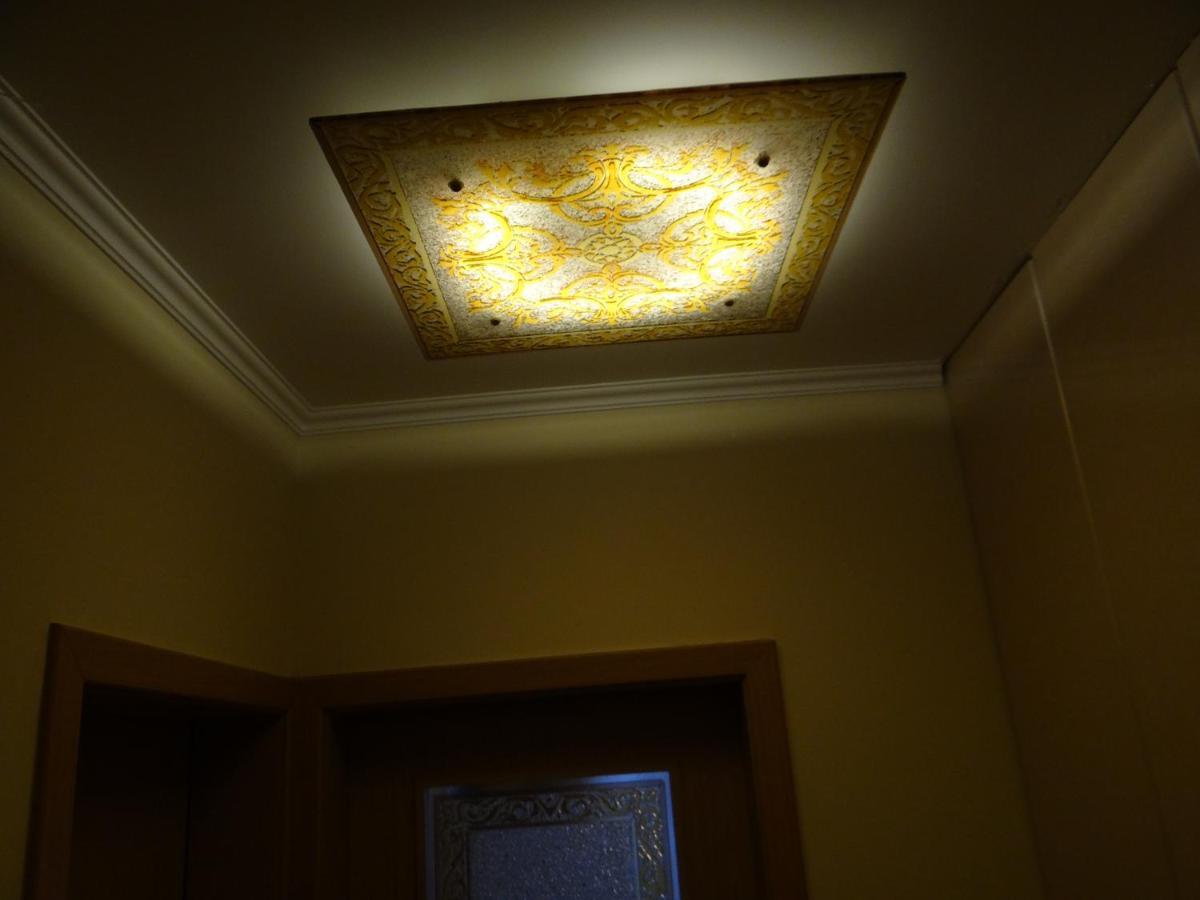 Luxury Versailles Apartments Center Opera Burgas Екстер'єр фото